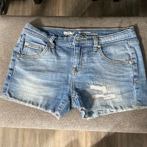 Maurice’s boyfriend shorts
